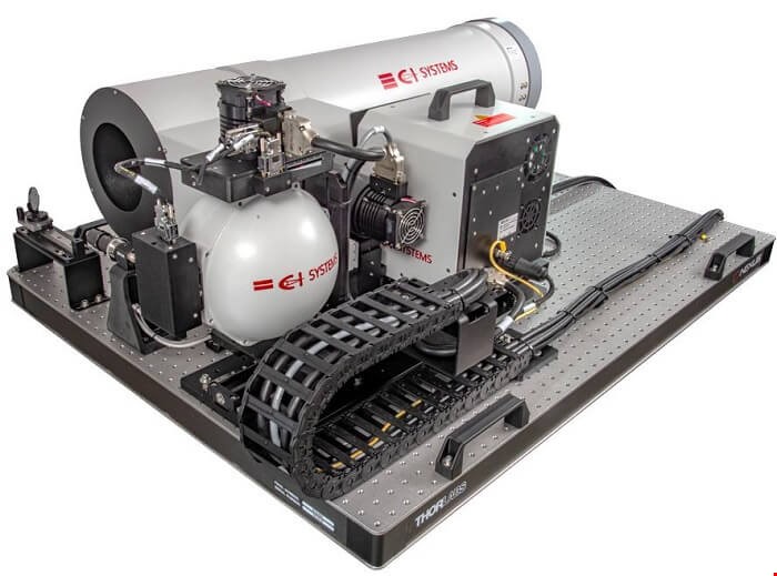 ILET-6-2.0 with multiple radiation sources: Integrating sphere for SWIR, High temperature Blackbody for LWIR and a Light source for Vis